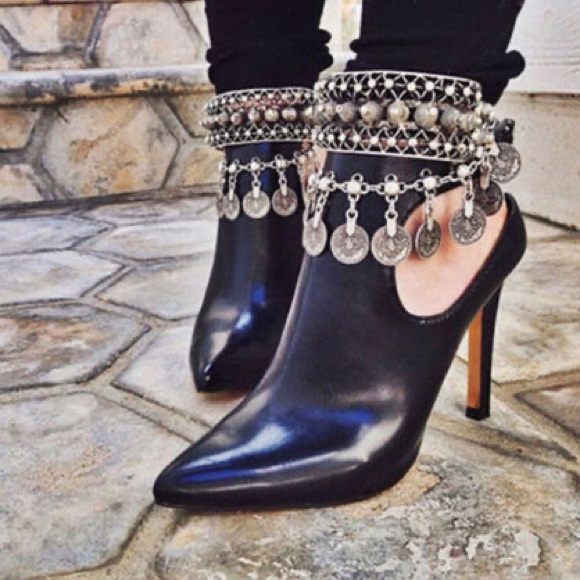 Silver Coin Ankle or Wrist Bracelet - Picture 3 of 9